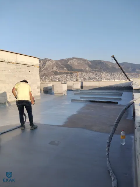 Polyurea su yalıtımı saha uygulaması 11